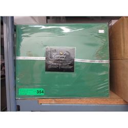 New - Queen size "1900 Premium" sheet set - Green