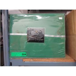 New - Queen size "1900 Premium" sheet set - Green