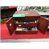 Image 1 : Small jewelry box & contents