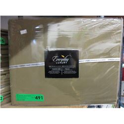 New - Queen size Microfiber sheet set - green