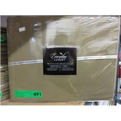 New - Queen size Microfiber sheet set - green