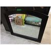 Image 1 : Framed mirror