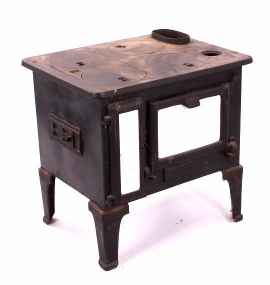 Antique Cast Iron Sheep Herder Stove