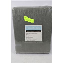 NEW DOUBLE/QUEEN HERRINGBONE BLANKET 90"X90"