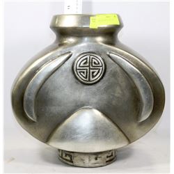 SHOWHOME SILVER VASE