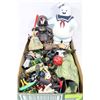 Image 1 : FLAT OF ASSORTED ACTION FIGURES INCLUDING