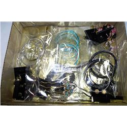 FLAT OF FASHION JEWELLERY - EARRINGS,