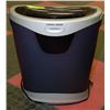 Image 1 : BLACK AND DECKER PAPER SHREDDER