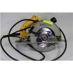 DEWALT CIRCULAR SAW