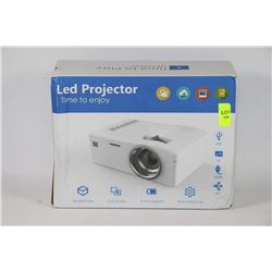 NEW WHITE LED PROJECTOR