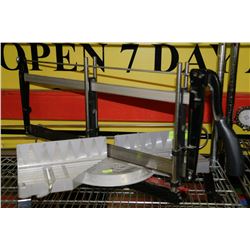 MITRE BOX & SAW