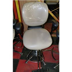 BEIGE HYDRAULIC SALON CHAIR AS THEY COME