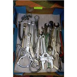 TRAY OF WRENCHES