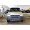Image 4 : 2004 FORD ESCAPE XLS