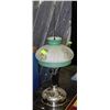 Image 1 : VINTAGE ESTATE GAS LAMP