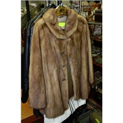 FUR COAT 27" LONG SIZE UNKNOWN