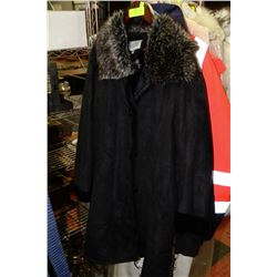 TOWER BY LONDON FOG LADIES BLACK