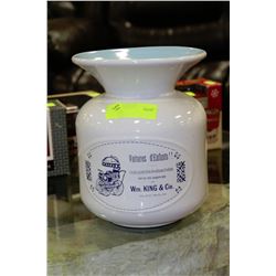 VINTAGE WM.KING AND CIE. SPITOON