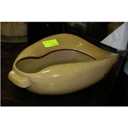 ESTATE VINTAGE CERAMIC BEDPAN