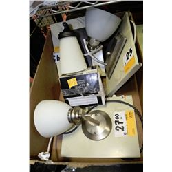 LOT OF 4 OUTSIDE LIGHTS