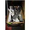 Image 1 : BOX OF ASSORTED SLOT WALL BRACKETS