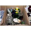 Image 1 : ESTATE BOX OF VASES ETC