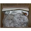 Image 1 : ESTATE BOX OF CRYSTAL AND GLASS