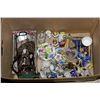 Image 1 : ESTATE BOX OF PORCELAIN ORNAMENTS