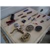 Image 2 : Assorted Belt Buckles / Pocket Knives / Lighters