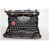 Image 2 : No. 5 underwood Typewriter
