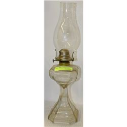 ANTIQUE OIL LAMP