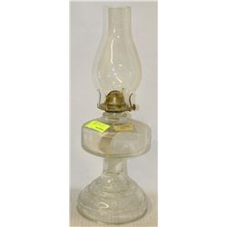 ANTIQUE OIL LAMP