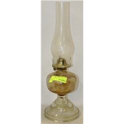 ANTIQUE OIL LAMP