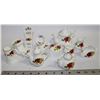 Image 1 : BOX WITH COTTAGE ROSE MINIATURES FINE BONE CHINA