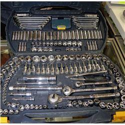 MASTERCRAFT SOCKET SET IN CASE WITH MORE