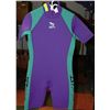 Image 1 : NEW HALF WETSUIT PURPLE/GREEN SIZE M/L