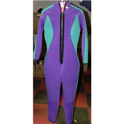 FULL SIZE XL WETSUIT PURPLE AND GREEN NEW