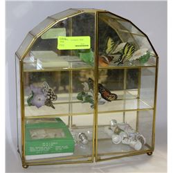 BRASS &GLASS DISPLAY WITH BUTTERYFLIES &THIMBLES