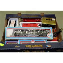COLLECTION OF HO SCALE TRAINS, ONE ENGINE & MANY