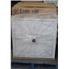 Image 1 : PALLET OF 10 SHOWER BASES