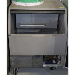 SMALL SCOTSMAN ICE BIN ON WHEELS