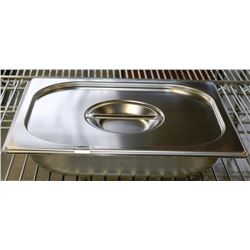 ME-8 STAINLESS STEEL INSERT 1/2 SIZE W/ LIDS
