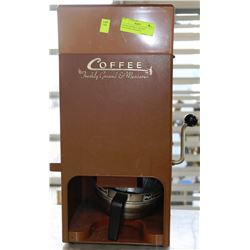 COFFEE FRESHLY GROUND + MEASURED APPLIANCE