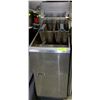 Image 1 : PITCO DEEP-FRYER STAINLESS STEEL W/ 2 BASKETS