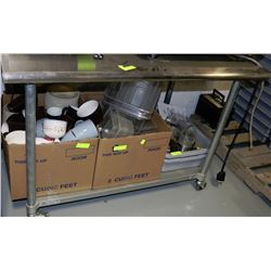 STAINLESS STEEL TABE ON WHEELS