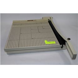 BOSTON 15" PAPER CUTTER