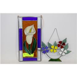 SET OF 2 STAINED GLASS ART WITH FLOWERS AND LILY