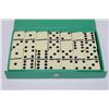 Image 1 : VINTAGE DOMINOES WITH DOUBLE 6 IVORY IN GREEN