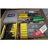 Image 1 : FLAT W/ TOOLS - SCREW DRIVER BIT SET,
