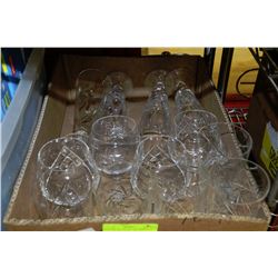 FLAT OF PINWHEEL CRYSTAL INCL. 13 GLASSES
